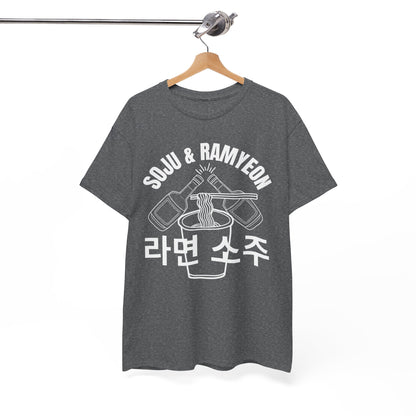 SOJU & RAMYEON - Korean Food (T-Shirt)